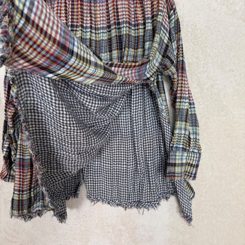 Free People Plaid Oversized‎ Tunic Top Button Front Frayed Hem Size M Festival - Picture 3 of 8